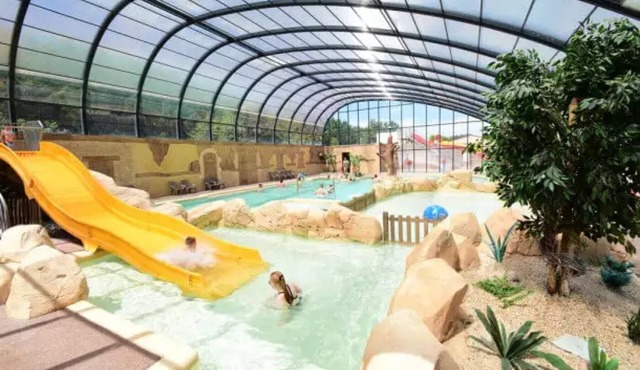 Camping 5 étoiles - Piscine - eebdbh