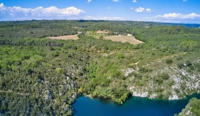 Camping 5 étoiles - Piscine - ccbbaai