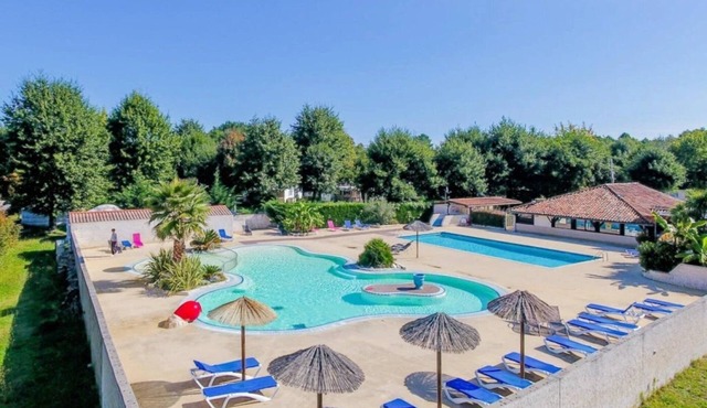 Camping 3 étoiles - Parc aquatique - ccbfgdi