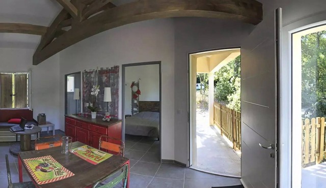 Camping de la Colline * - Atypical decorative GITE for 4 people. + air conditioning for 4 people