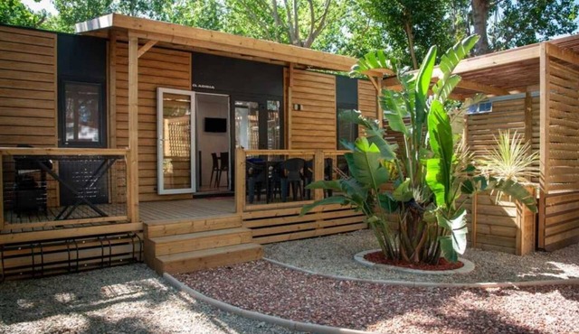 Camping 4 étoiles - Piscine - ccaffch