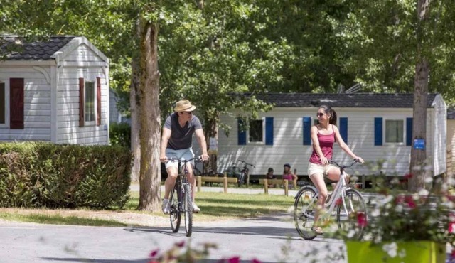 Camping - Funpass inclus - Piscine - ccafegi