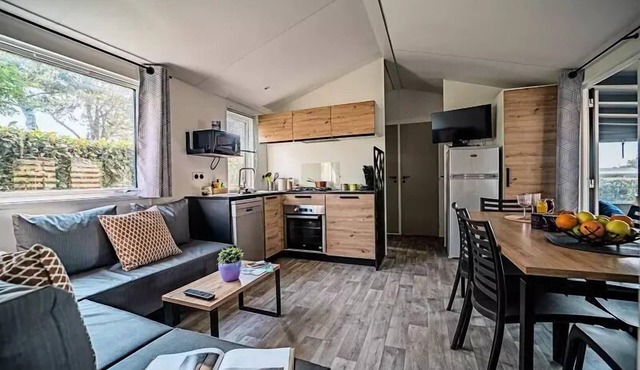 Camping L'Océan * - Mobile Home Quattro Premium 5 Rooms 8 People Jacuzzi + Air Conditioning + TV