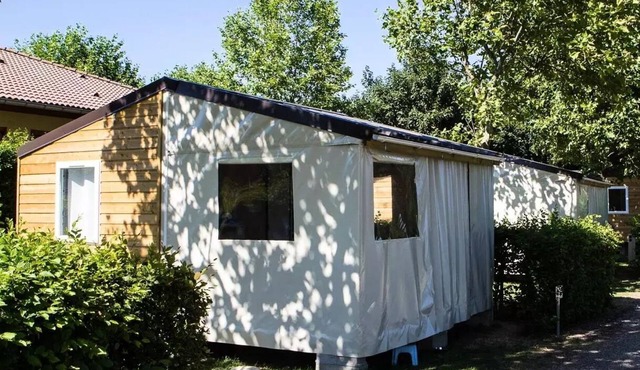 Camping La Grappe Fleurie - 3-room canvas cottage for 5 people without sanitary facilities