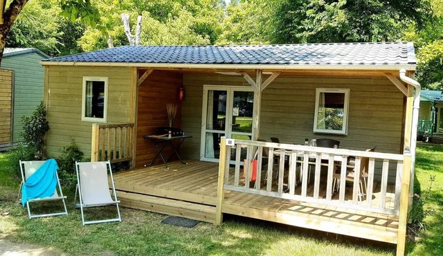 Camping La Venise Verte * - PREMIUM chalet 48 m² (3 bedrooms) including semi-covered terrace + TV + LV + Air conditioning + Plancha 6 people
