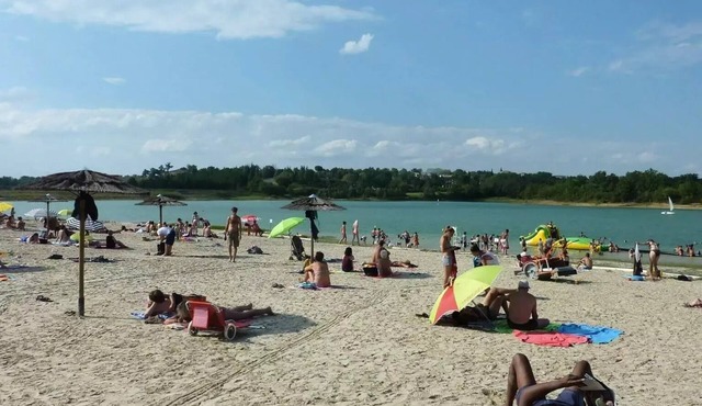 Camping Lac de Thoux* - Lodge tent 3 rooms 4 adults + 2 children