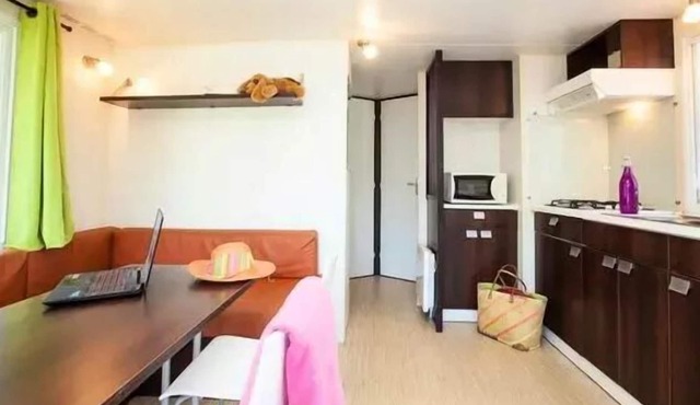 Camping le Bontemps**** - Family Classic 3 rooms 4 people Air-conditioned