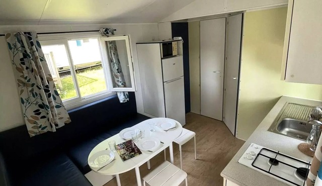 Camping le Chanet * - Mobil home standard UTINAM 2 bedrooms 4 people