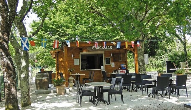 Camping Le Chene Du Lac