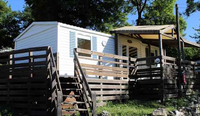 Camping Le Balcon de Chartreuse* - Mobile Home Orchidée 3 rooms 6 people