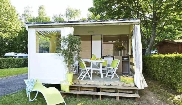 Camping le Jardin des Cévennes* - Mobil-Tent Tithome 3 rooms 4/5 people Without Sanitary