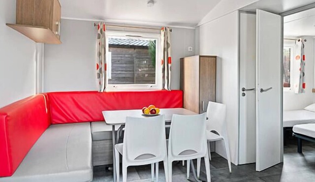 Camping Le Parc des Allais*** - Mobile Home Classic 4 Rooms 6 People