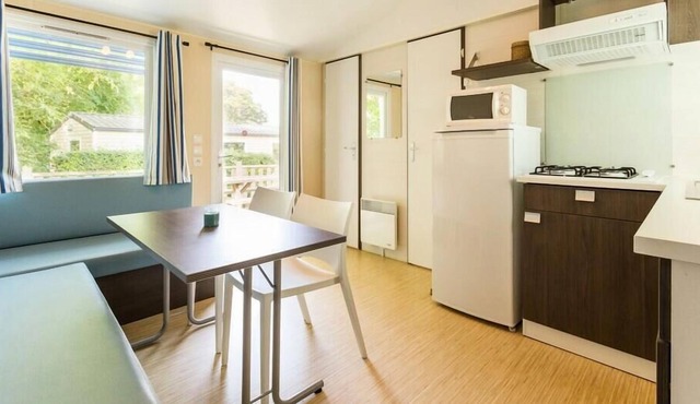 Camping Le Petit Trianon - Mobil Home Premium 3 Pièces 5 Personnes