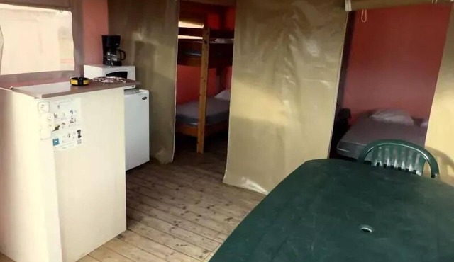 Camping Le Pontis* - 3 room 4 person African tent