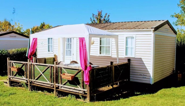 Camping Le Pontis* - Mobile Home 3 rooms 5 people covered terrace