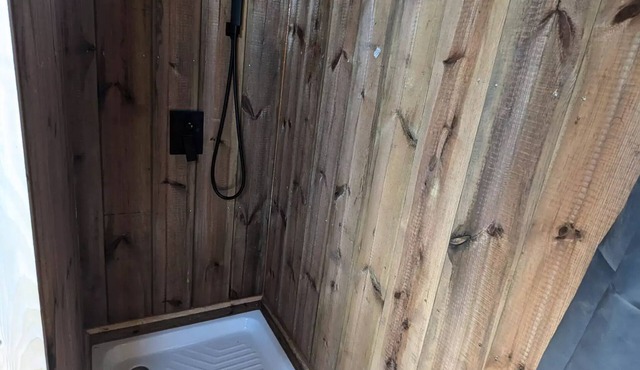 Camping le Roc del Rey* - Canvas cabin for 2 people