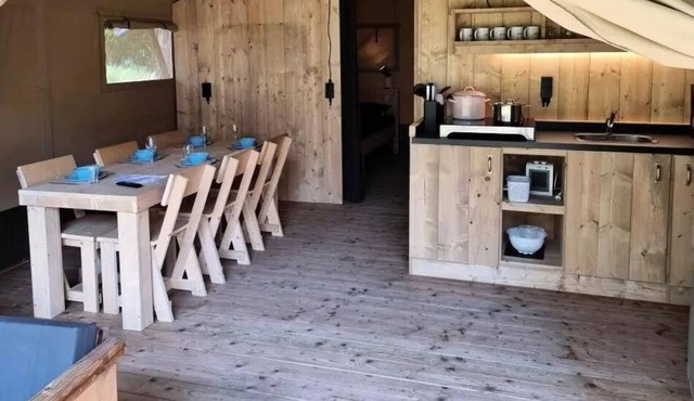 Camping LE ROC * - [NEW] Woody Luxury Lodge Tent (45m²) 2 to 8 people - 2 people. included in the price