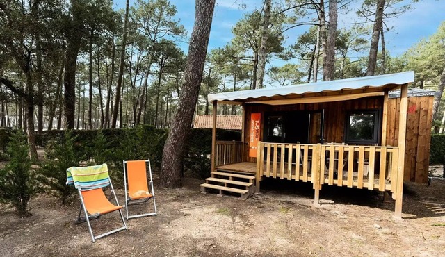 Camping Le Vieux Port* - Wooden cabin 2 bedrooms 4/5 people