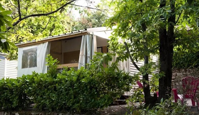 Camping Les Châtaigniers * - Mobile home Tithome 3 rooms 4 people Without bathroom