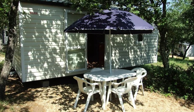 Camping les Chênes* - Mobile home Garrigue 3 Rooms 4 People Air Conditioned Without Sanitary