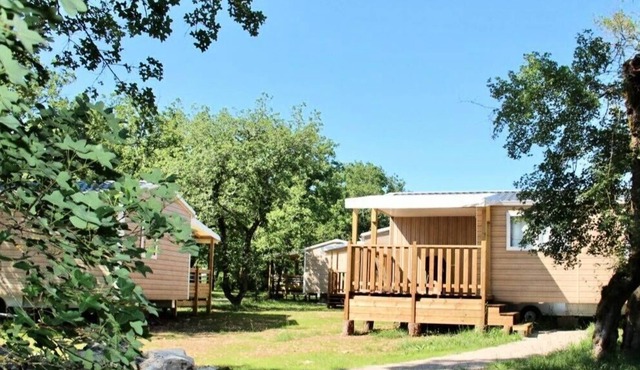 Camping Les Cigales*** - Loggia Premium Cottage 3 rooms 4 people Air-conditioned