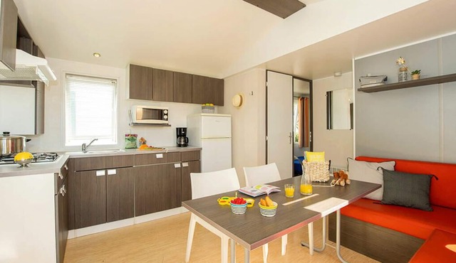 Camping les Fontaines *** - Classic Mobile Home 4 rooms 6 people