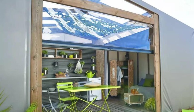 Camping les Albères* - 2-room Maori tent for 4 people without sanitary facilities