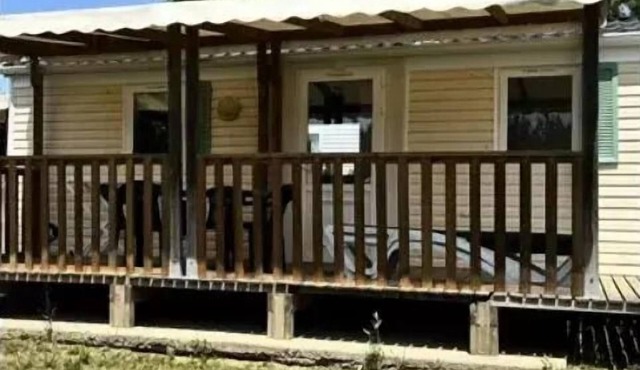 Camping les Pins du Soleil* - Mobile home 3 rooms 4 people with air conditioning - TV