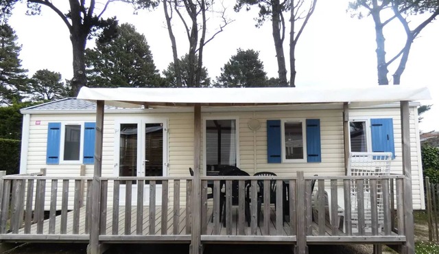 Camping Les Brillas* - Emotion 4-room mobile home 6 people