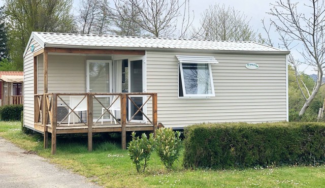 Camping Les Nysades 3 Étoiles