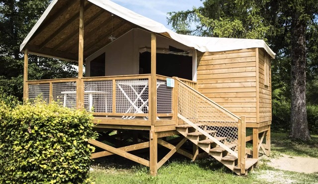 Camping Les Pêcheurs* - Stilts Hut 3 Rooms 5 People