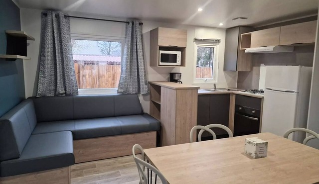 Camping Les P'tites Maisons dans la Prairie * - Family mobile home 6 people. - 3CH 6 people