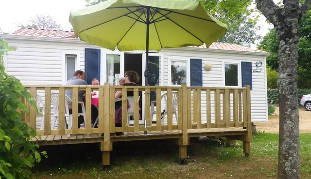 Camping les Poutiroux * - Résidence Mobile Confort avec terrasse 5 personnes