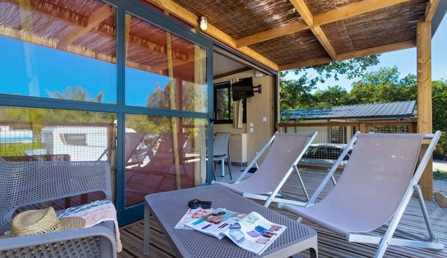 Camping Paradis La Pinède* - Chalet Mistral 3 Rooms 4/5 People Air-conditioned