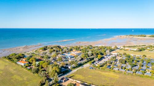 Camping Paradis 5 étoiles A La Corniche La Rochelle Angoulins