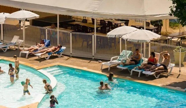 Camping - Piscine - ccagfdd