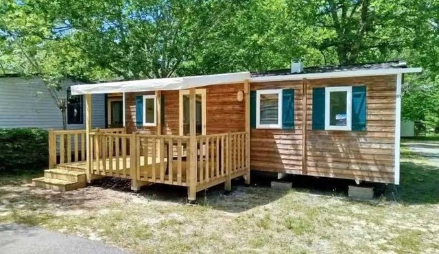 Camping - Piscine - eechfc