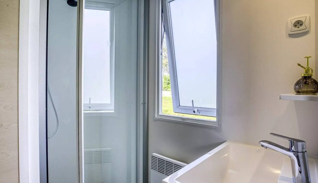 Camping Romanée Les Grottes de Roffy* - Comfort mobile home 3 rooms 4 people