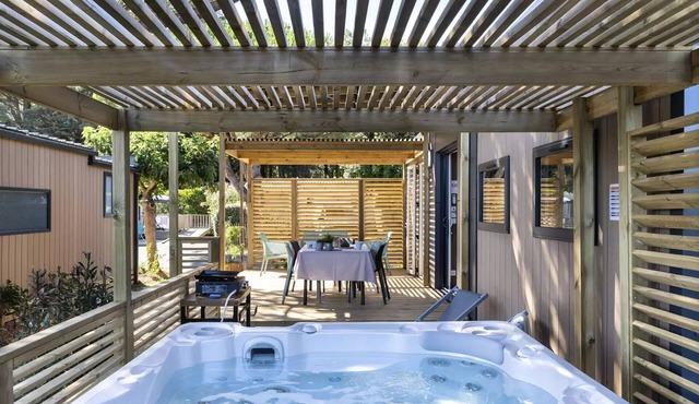 Camping Romanée Le Fort Espagnol * - Exclusive mobile home + private 4-room spa for 6 people