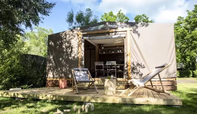 Camping Slow Village Loire Vallée* - Lodge Tent 4 people Without Sanitary facilities