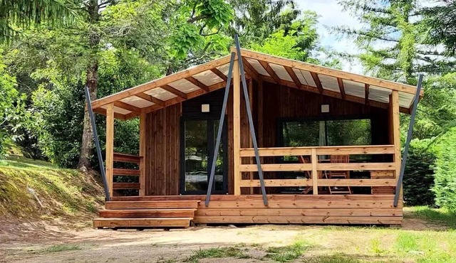 Camping Ushuaïa Villages les Pialades * - Chalet Mimosa - 53m² with covered terrace - 3 bedrooms for 6 people