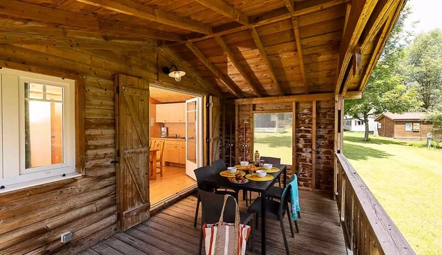 Campsite CHAMP LA CHEVRE * - Chalet Charlay 2 bedrooms (4 persons) 4 persons