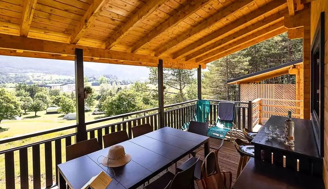 Campsite CHAMP LA CHEVRE * - Chalet Enjoy 2 Bedrooms 5 people