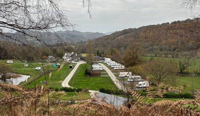 Campsite close to Dyfi Bike Park,Cader Idris,Mach Loop,Snowdon and Zip World.