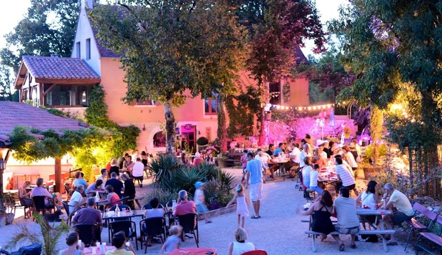 Campsite Domaine de la Faurie* - COMFORT chalet - 2 bedrooms for 4 people