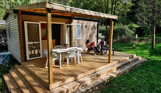 Campsite Flower L'Arize * - Mobil home Confort 3 rooms 4 people