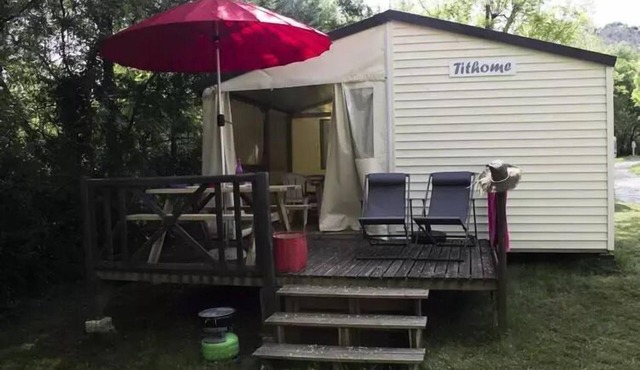 Campsite Flower Saint Amand * - Tithome Confort 3 room apartment for 4 people Without sanitary facilities