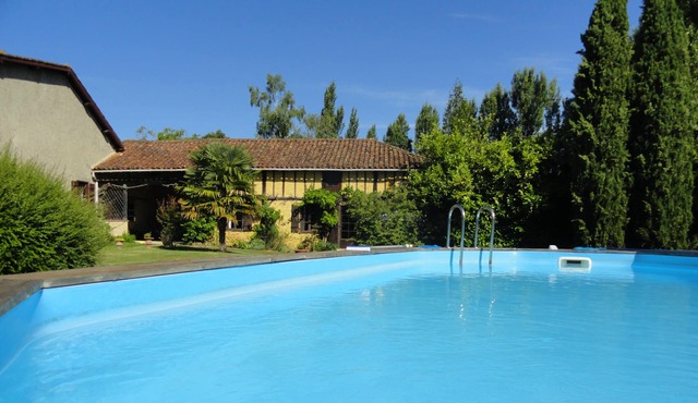 CAMPSITE-GITE 4 PERS. WITH POOL NEAR MARCIAC