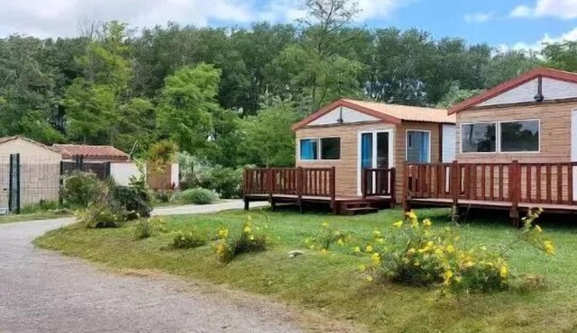 Campsite La Bastide * - Chalet XL 4 persons