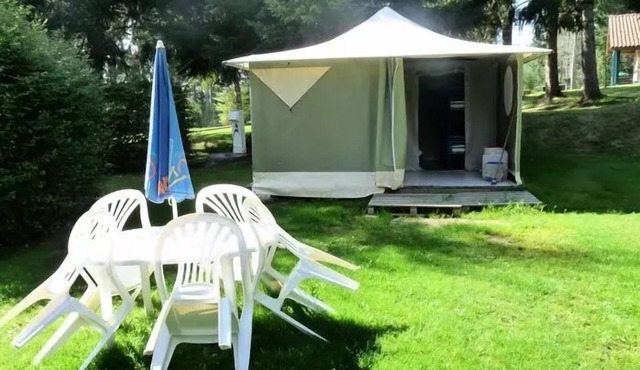 Campsite La Chanterelle* - Lagune Canvas Bungalow 3 Rooms 5 People Without Toilet Blocks